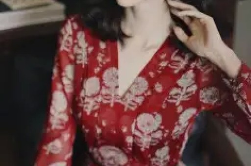四位明星盲目耍大牌：吴谨言摆谱央视被点名李梦任性毁演技张大大暴力霸凌文章任性要求陕西油泼面路人缘彻底败光！