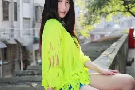 新晋小花要拆很新的房子被黑料骂上热搜是因为爱太多？